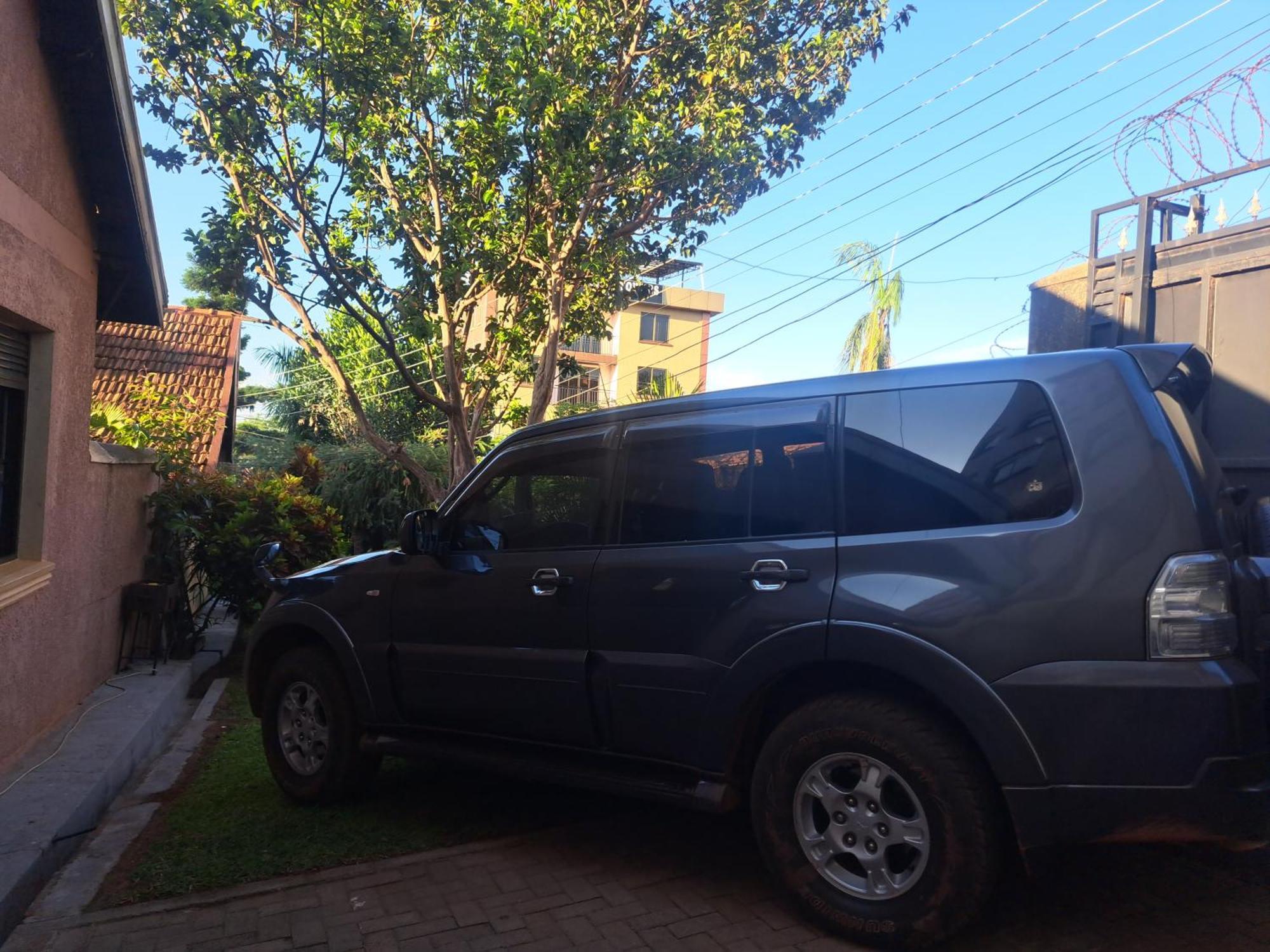 Tgs Homestay 坎帕拉 外观 照片