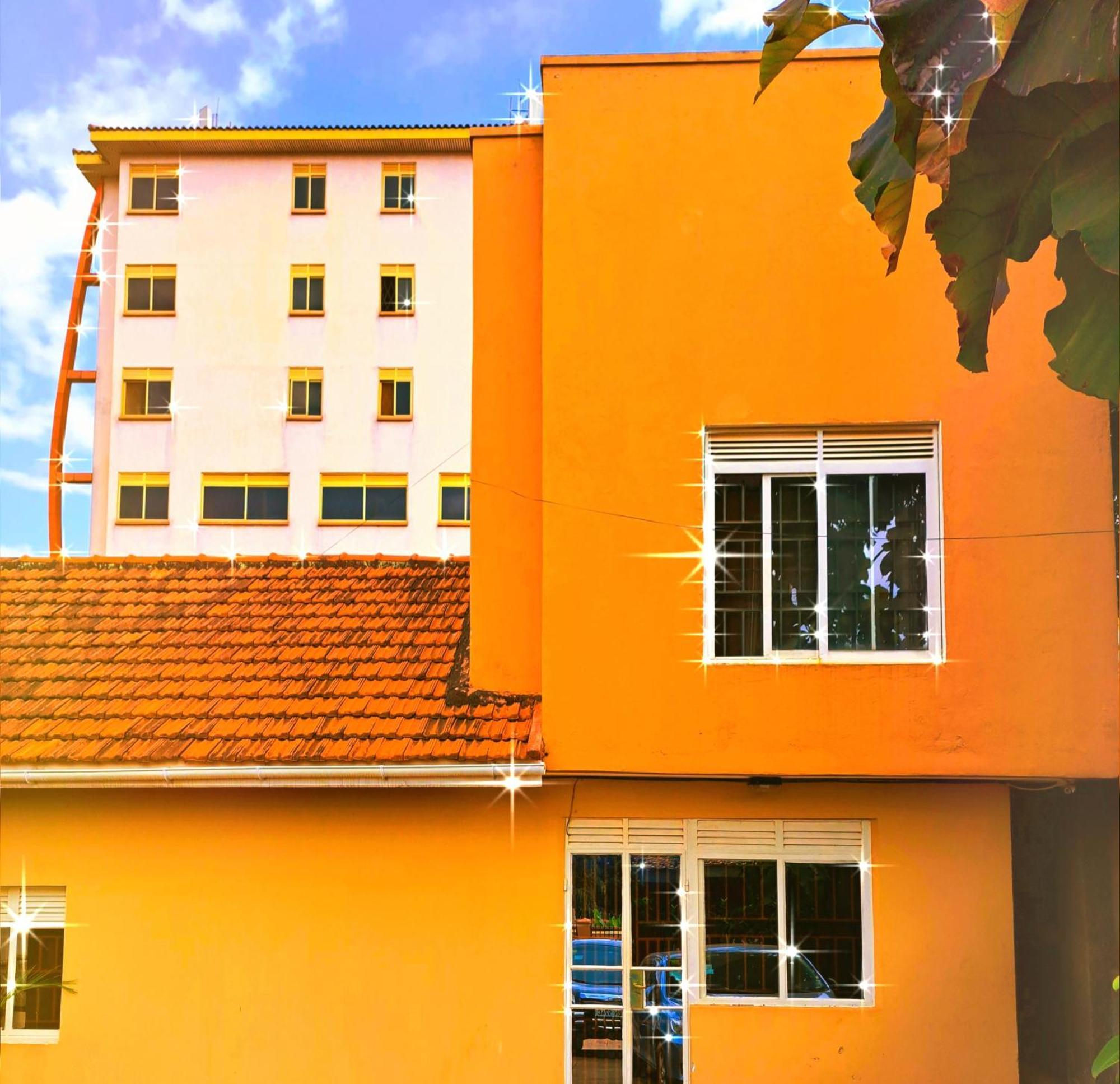 Tgs Homestay 坎帕拉 外观 照片